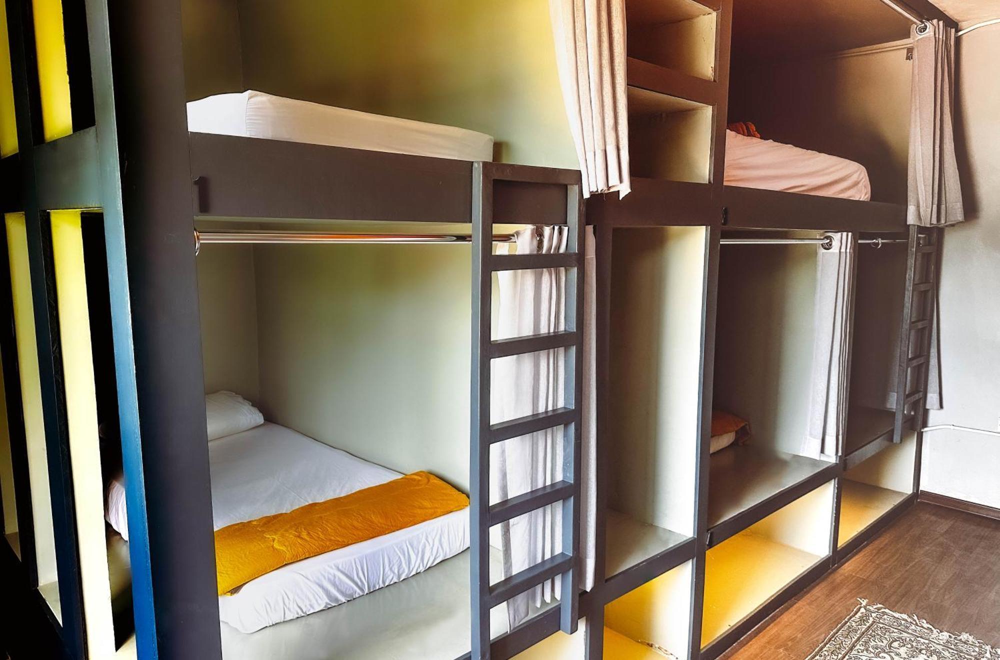 Arch Dormitorio Cenang Pantai Cenang (Langkawi) Exterior foto