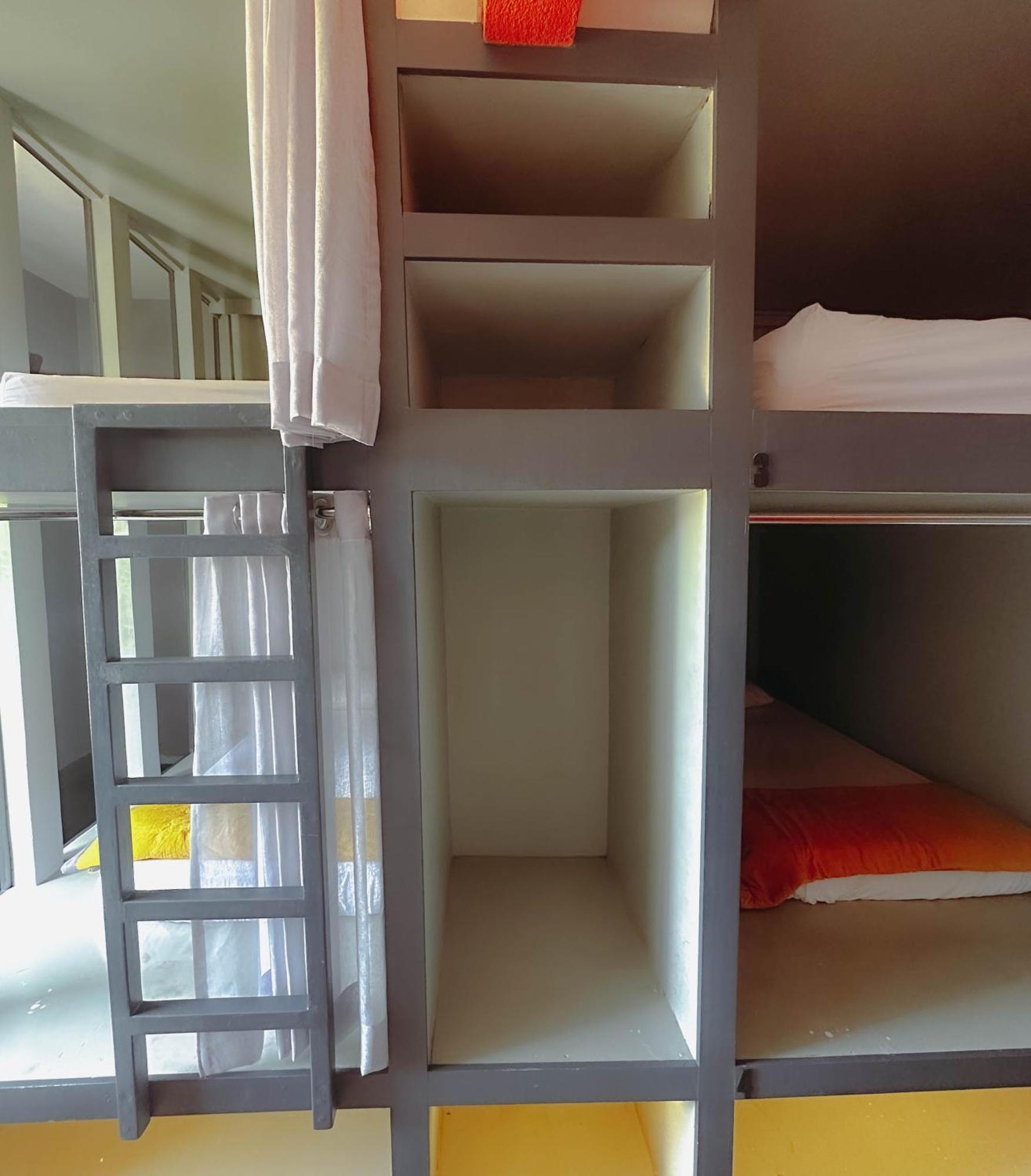 Arch Dormitorio Cenang Pantai Cenang (Langkawi) Exterior foto
